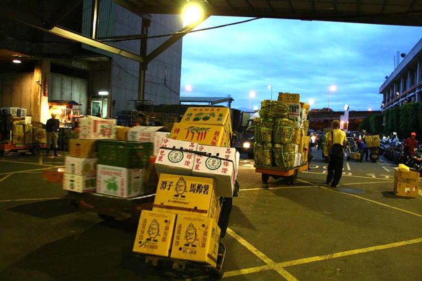 北农台北果菜市场休市太久,农会不满情绪蔓延,农委会对北市府“无法接受”
