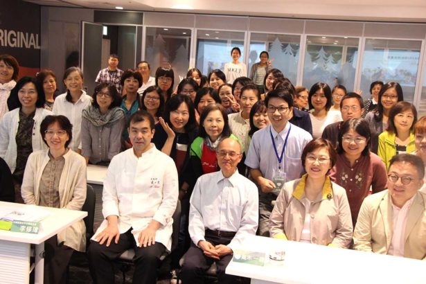 谁来维护学童“餐桌基本人权”？日韩草根力崛起，支援校园营养午餐