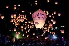 2017新北市平溪天灯节元宵平溪旅游趣