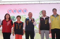 苗栗县“崎顶西瓜文化节”11日上午热闹登场