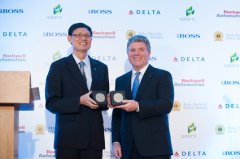 国泰产险屡受肯定获颁史迪威亚太奖