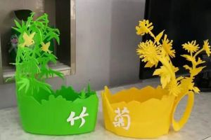 用完的洗衣液桶，咔嚓剪2刀，1年的花盆都不用买了，省...