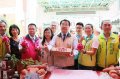 台南东山火龙果节热闹展开市长黄伟哲化身最强推销员大力促销